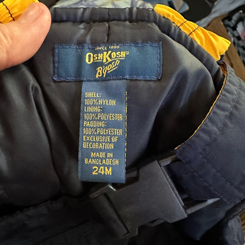 Osh kosh bgosh blue snowsuit overall 24 mths - Picture 4 of 4
